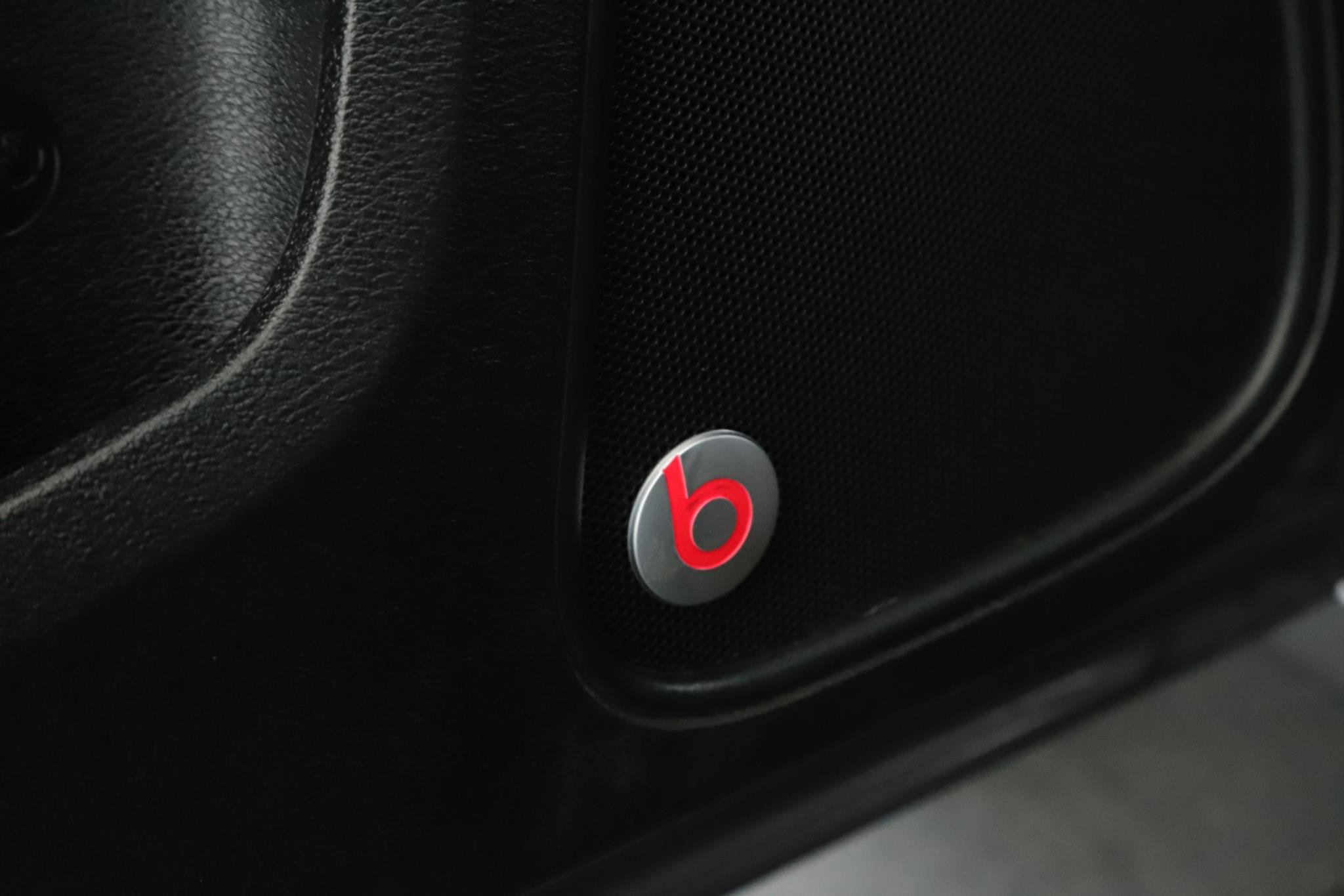 Used 2018 Dodge Charger GT image 8