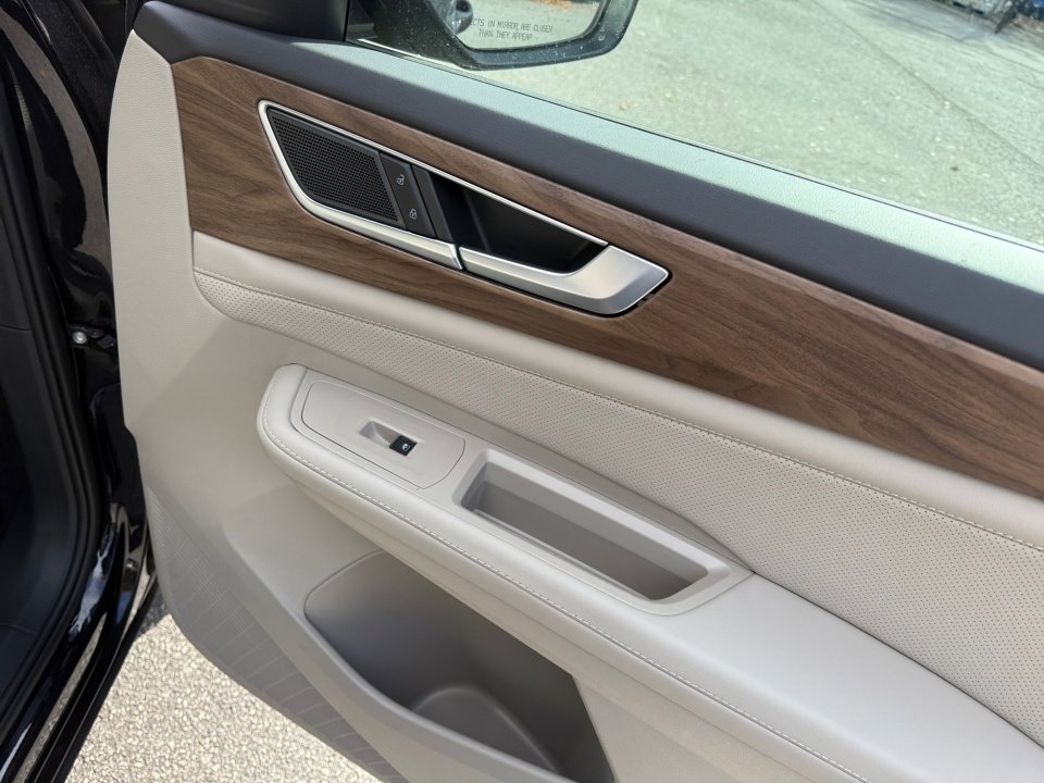 New 2026 Volkswagen Atlas SE image 31