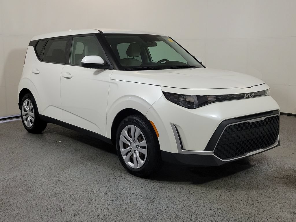Used 2023 Kia Soul LX