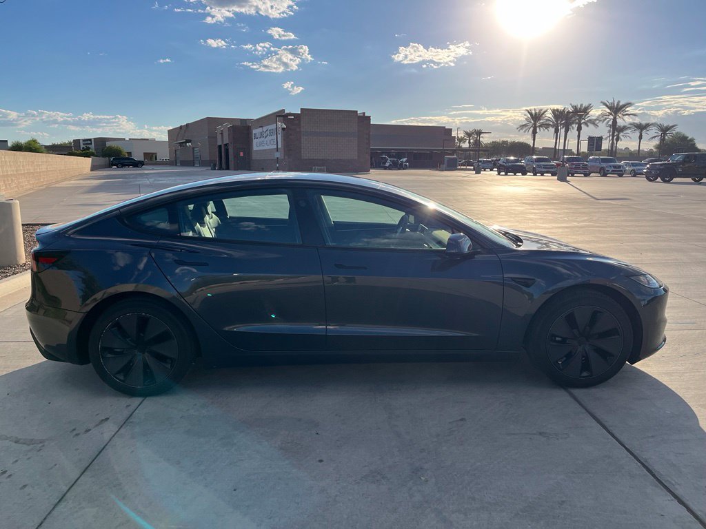 Used 2025 Tesla Model 3 Long Range RWD image 9