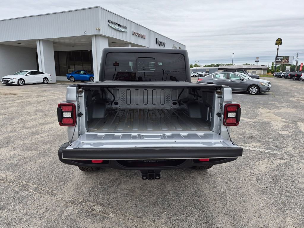Used 2023 Jeep Gladiator Rubicon w/ LED Lighting Group AWD/4WD image 28