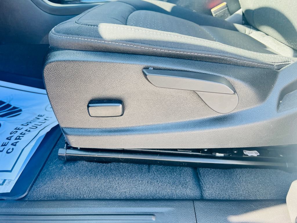 Used 2022 GMC Canyon Elevation image 13