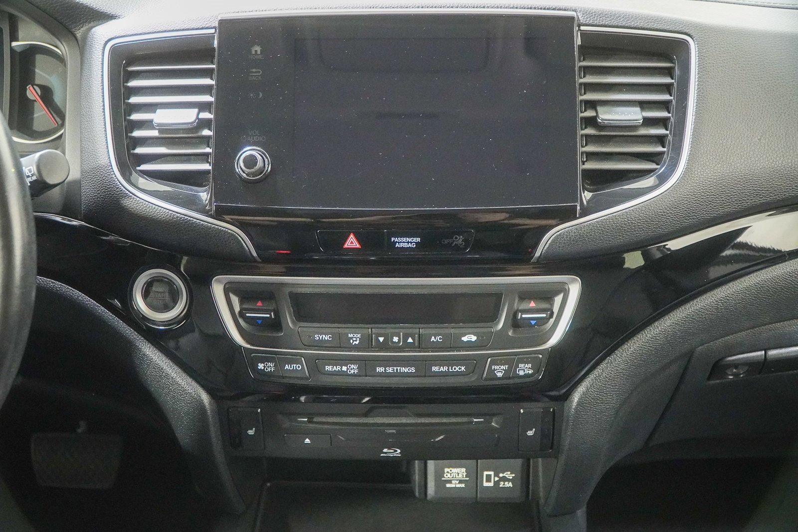 Used 2020 Honda Pilot Touring image 27