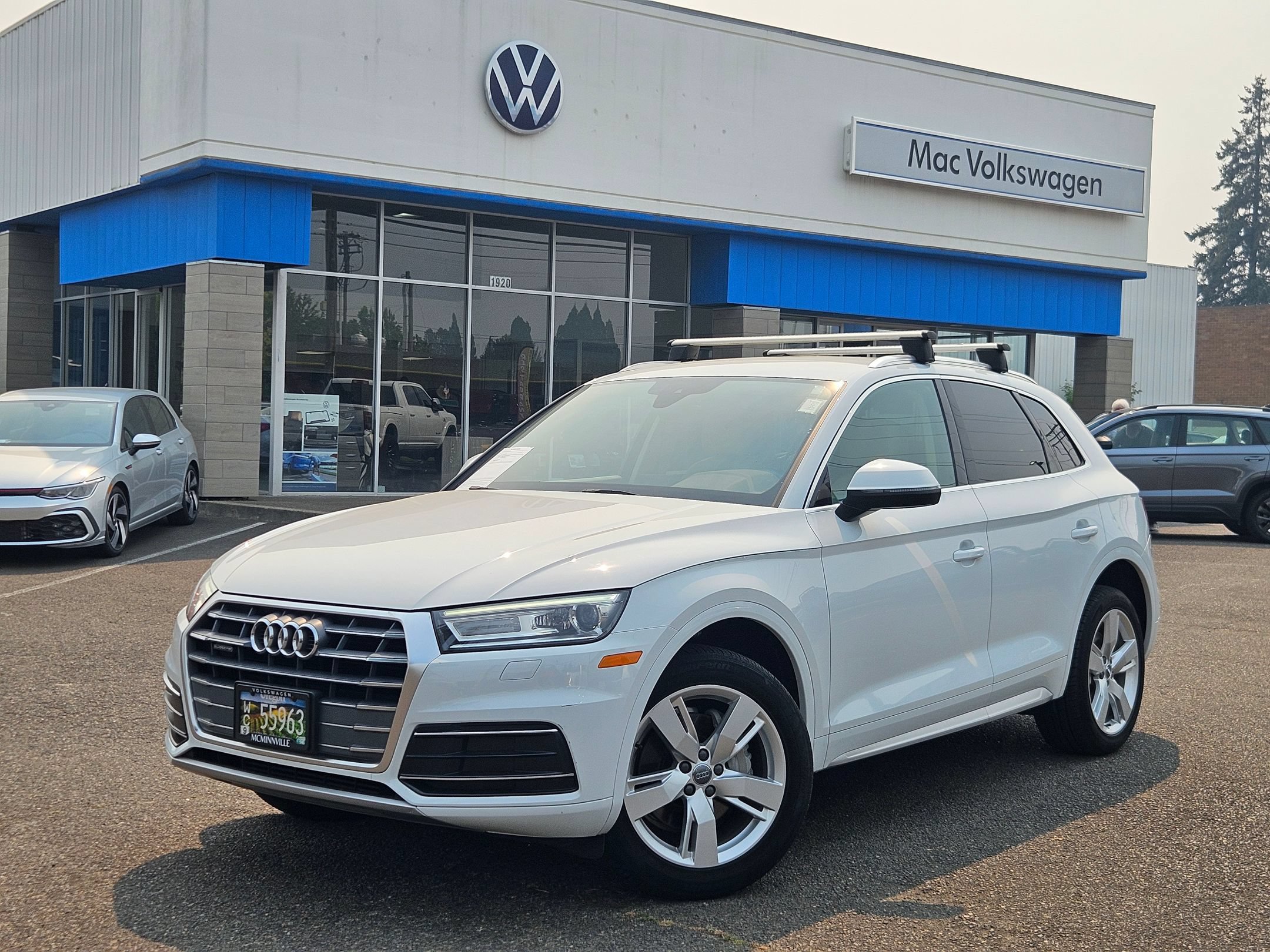 Used 2019 Audi Q5 2.0T Premium w/ Convenience Package AWD/4WD image 1