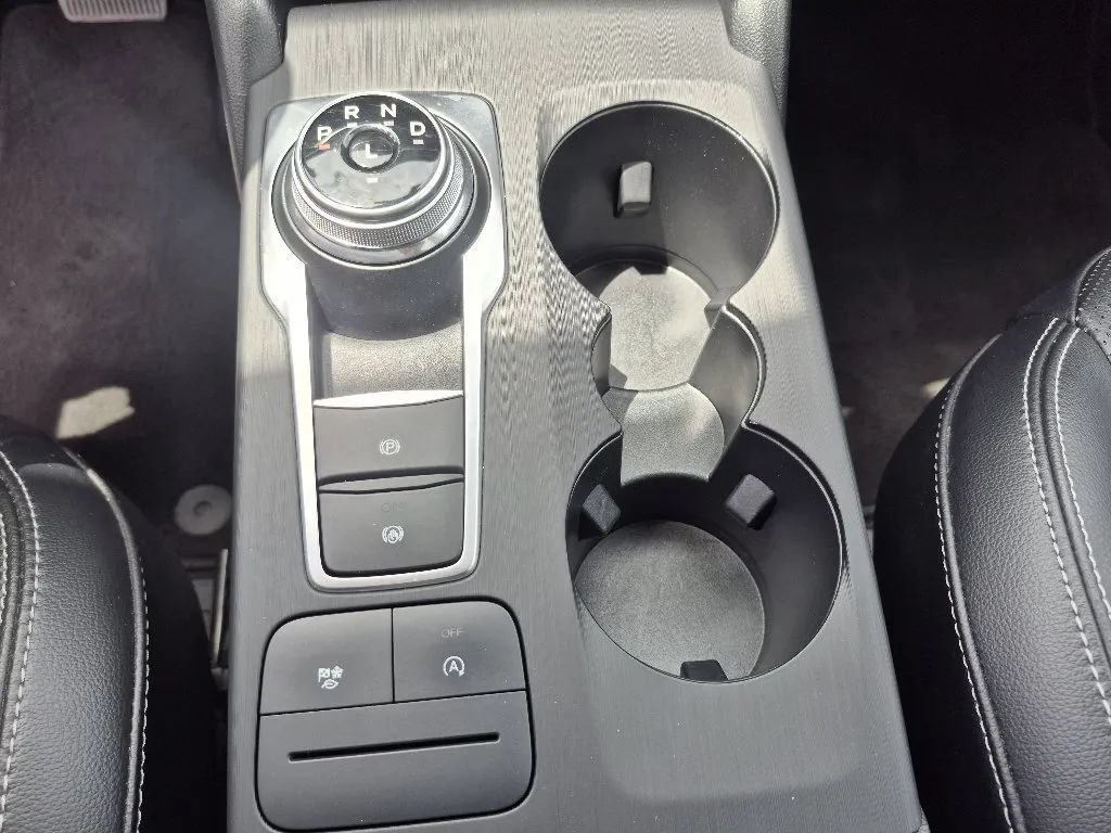 Used 2021 Ford Escape SEL FWD image 25