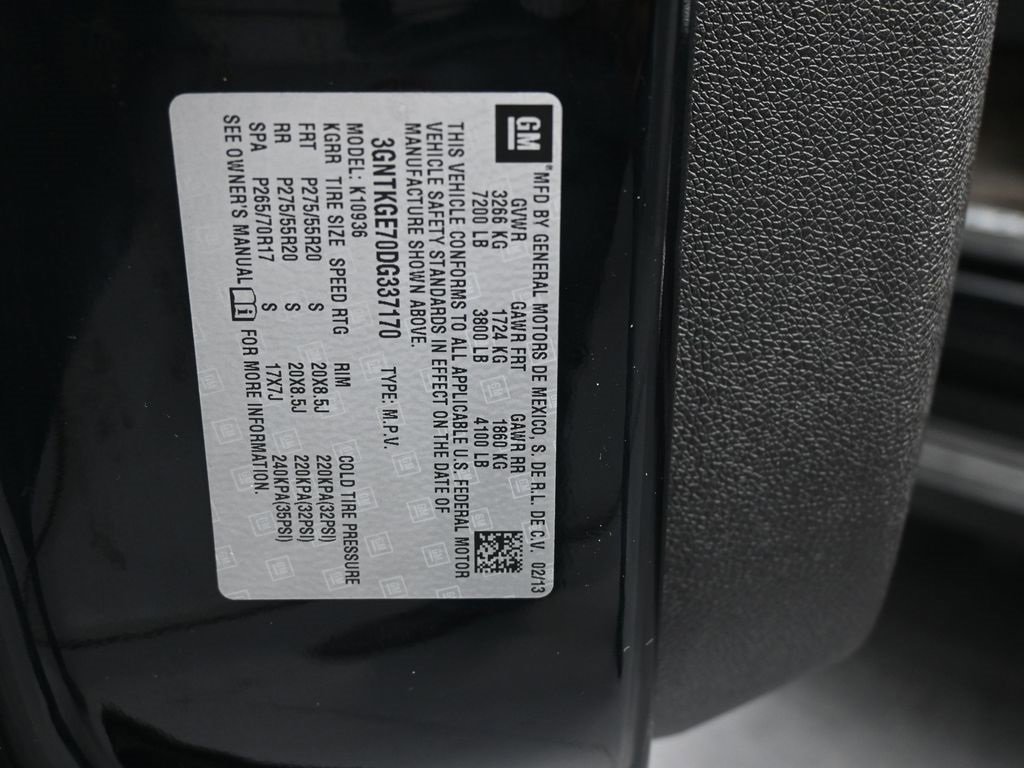 Used 2013 Chevrolet Avalanche LTZ image 18