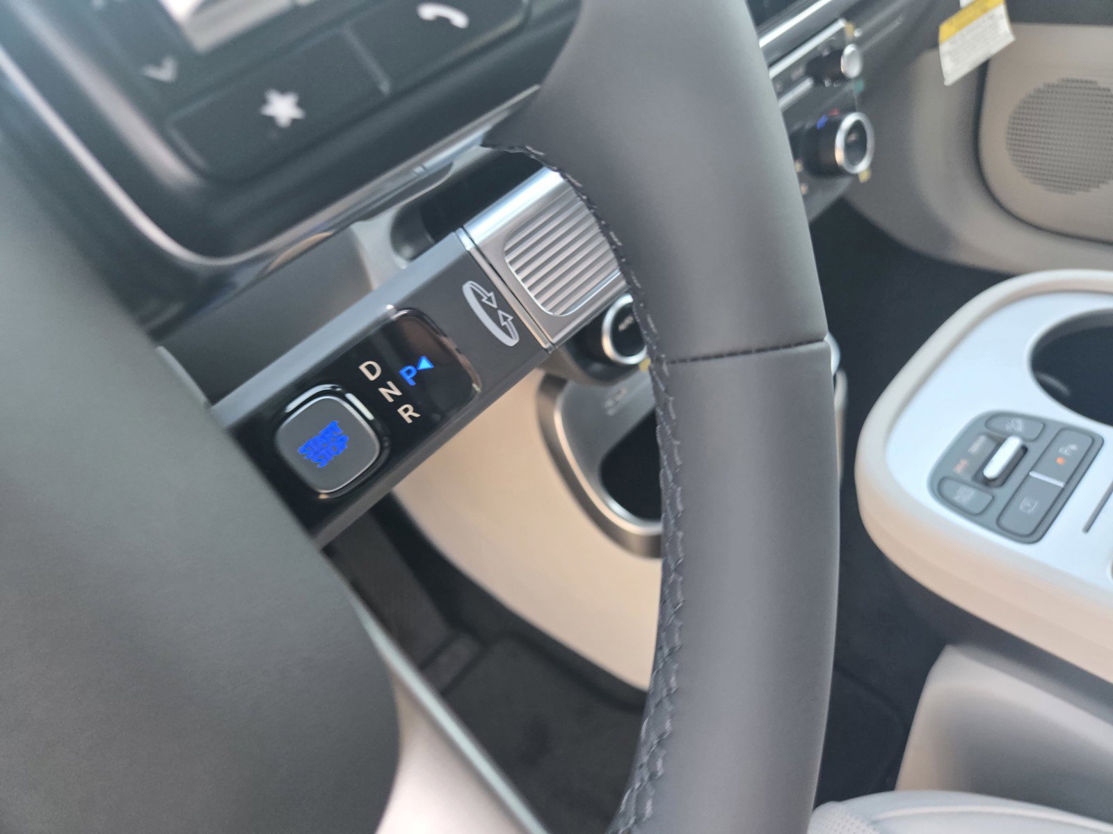 New 2026 Hyundai Ioniq 9 SEL image 17