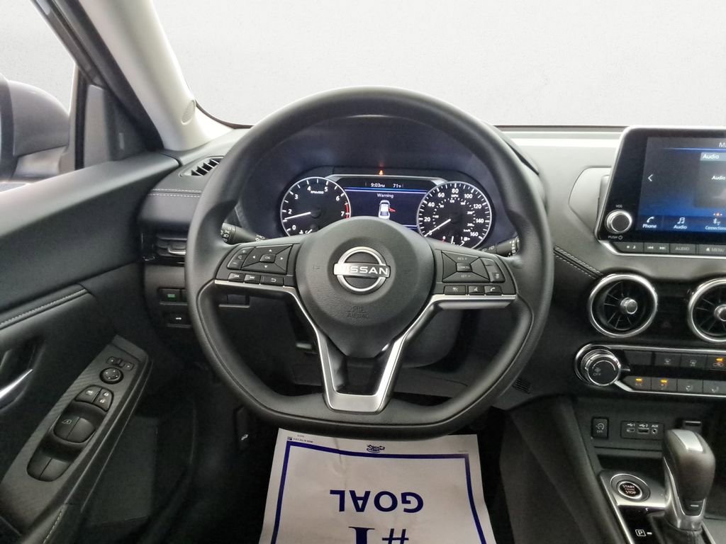 Used 2025 Nissan Sentra SV image 14