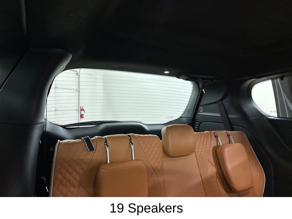 Used 2023 Chrysler Pacifica Pinnacle w/ Trailer Tow Group image 26