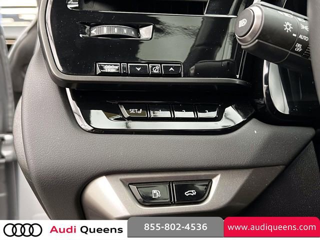 Used 2023 Lexus RX 350 Premium w/ Accessory Package image 21