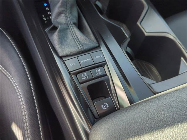 Used 2026 Toyota Camry SE FWD image 23