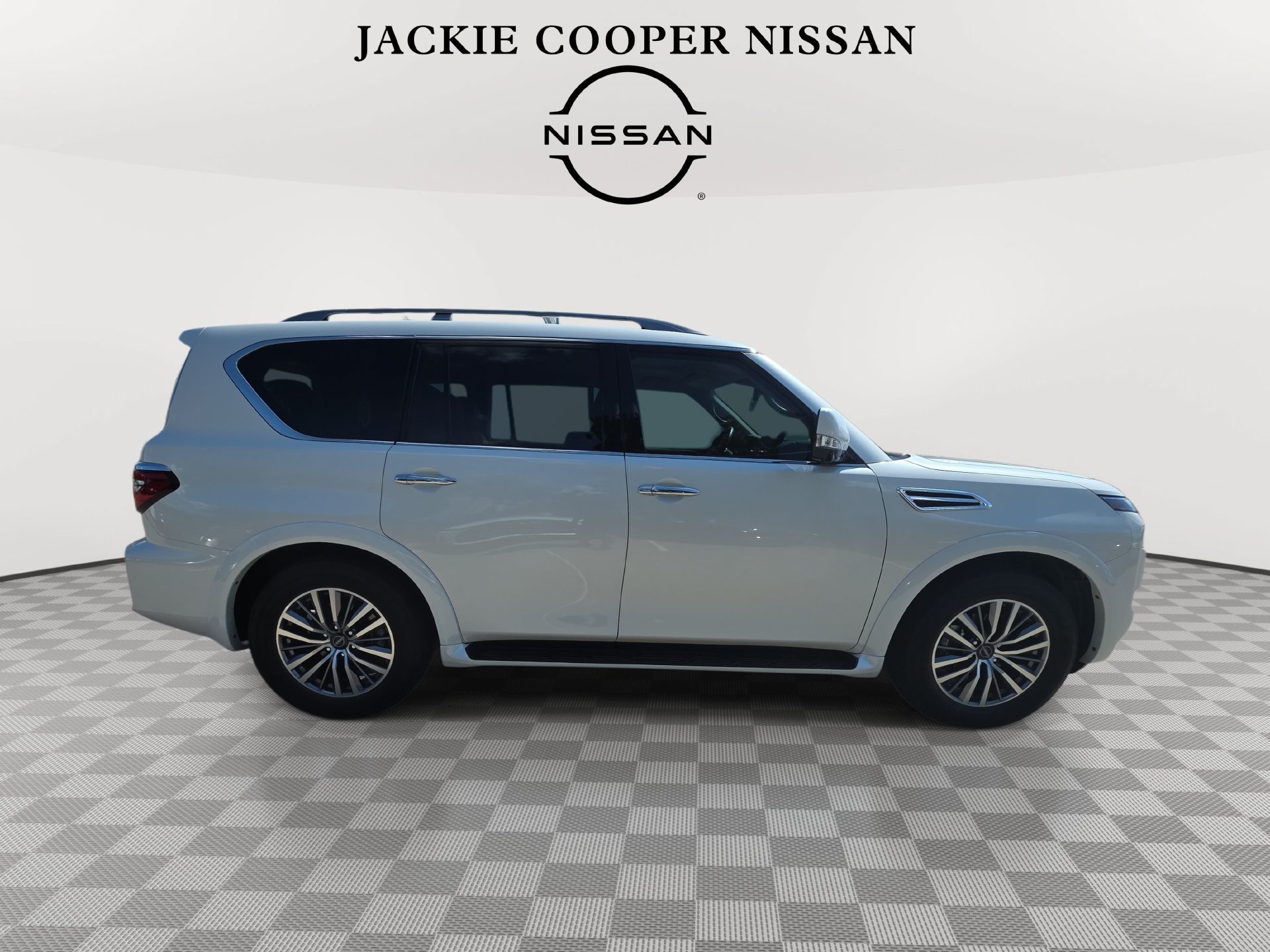Used 2023 Nissan Armada SL w/ Cargo Package RWD image 4