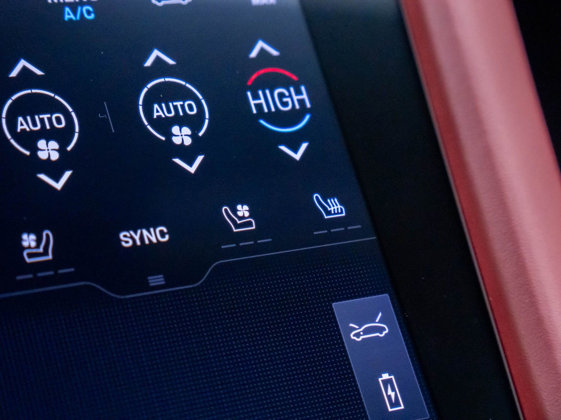 Certified 2023 Porsche Taycan Turbo S image 26