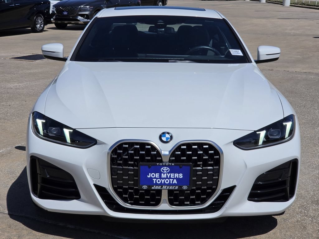 Used 2026 BMW 430i xDrive Coupe w/ M Sport Package AWD/4WD image 3