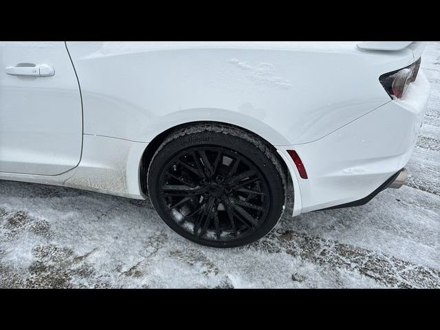 Used 2021 Chevrolet Camaro SS RWD image 24