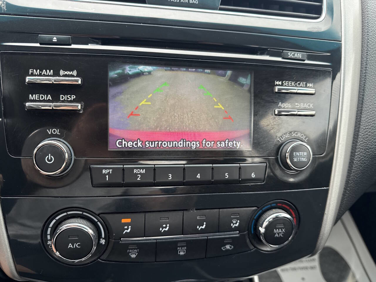 Used 2015 Nissan Altima 2.5 S w/ Sport Value Package image 10