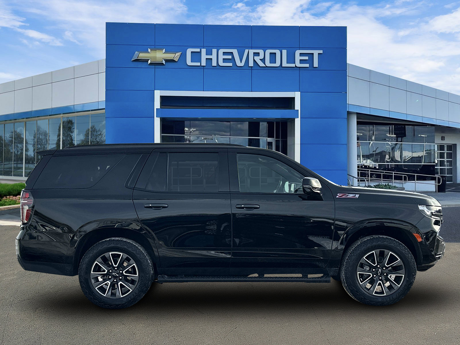 Certified 2023 Chevrolet Tahoe Z71 w/ Luxury Package image 7