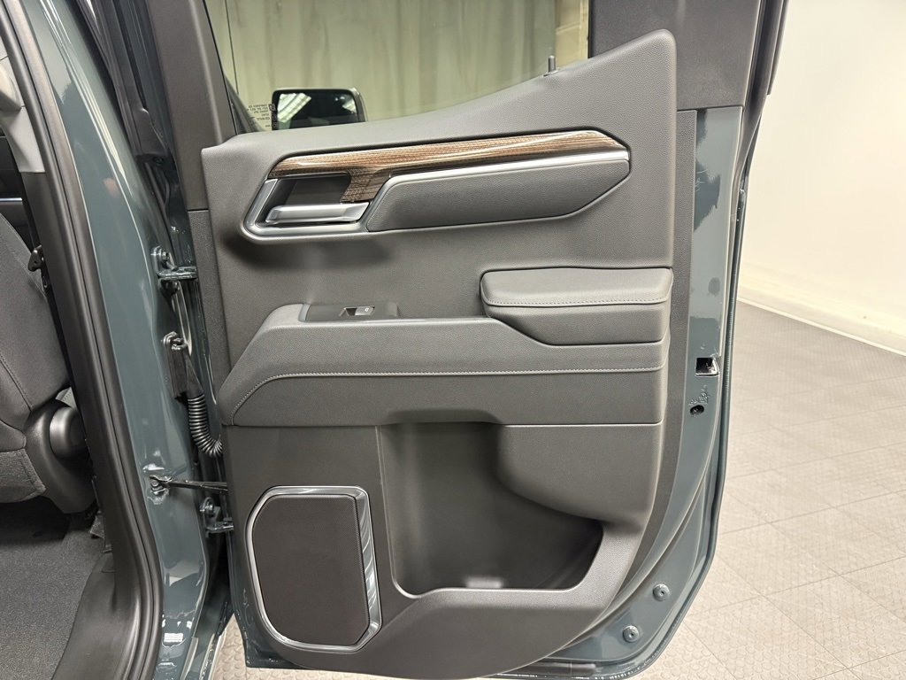 New 2026 Chevrolet Silverado 1500 LT w/ All Star Edition Plus image 18