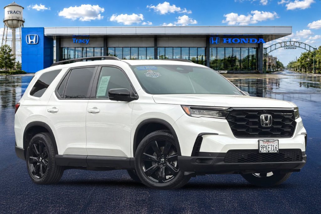 Certified 2025 Honda Pilot Black Edition