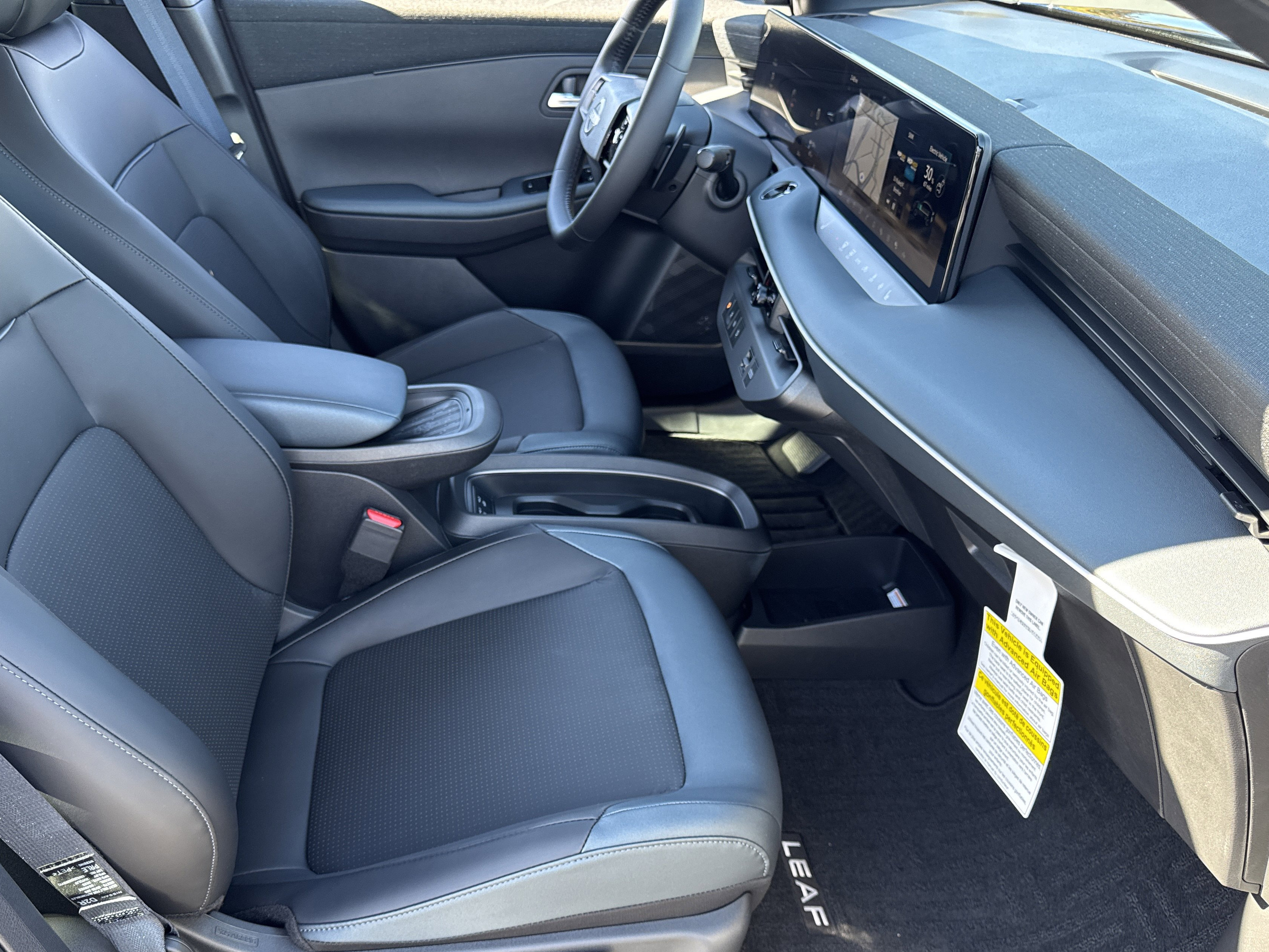 New 2026 Nissan Leaf SV+ w/ Floor Mat Package (SV+) FWD image 22