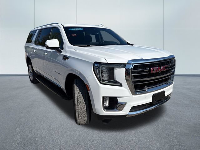 Used 2024 GMC Yukon XL SLT w/ SLT Luxury Package AWD/4WD image 5