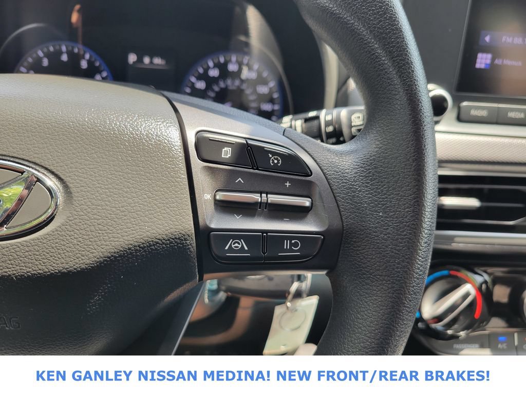 Used 2022 Hyundai Kona SE AWD/4WD image 31