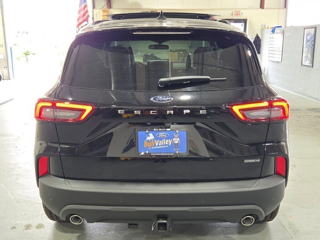 New 2025 Ford Escape ST-Line Elite w/ Tech Pack #2 image 15