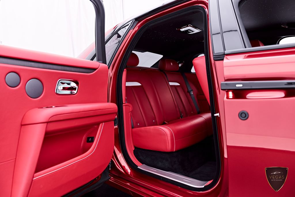 Used 2024 Rolls-Royce Ghost AWD/4WD image 37