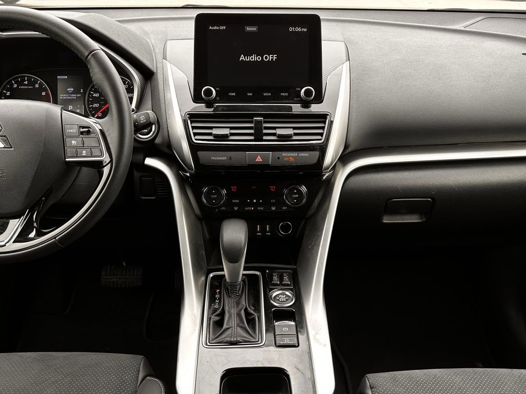 Used 2025 Mitsubishi Eclipse Cross SE image 16
