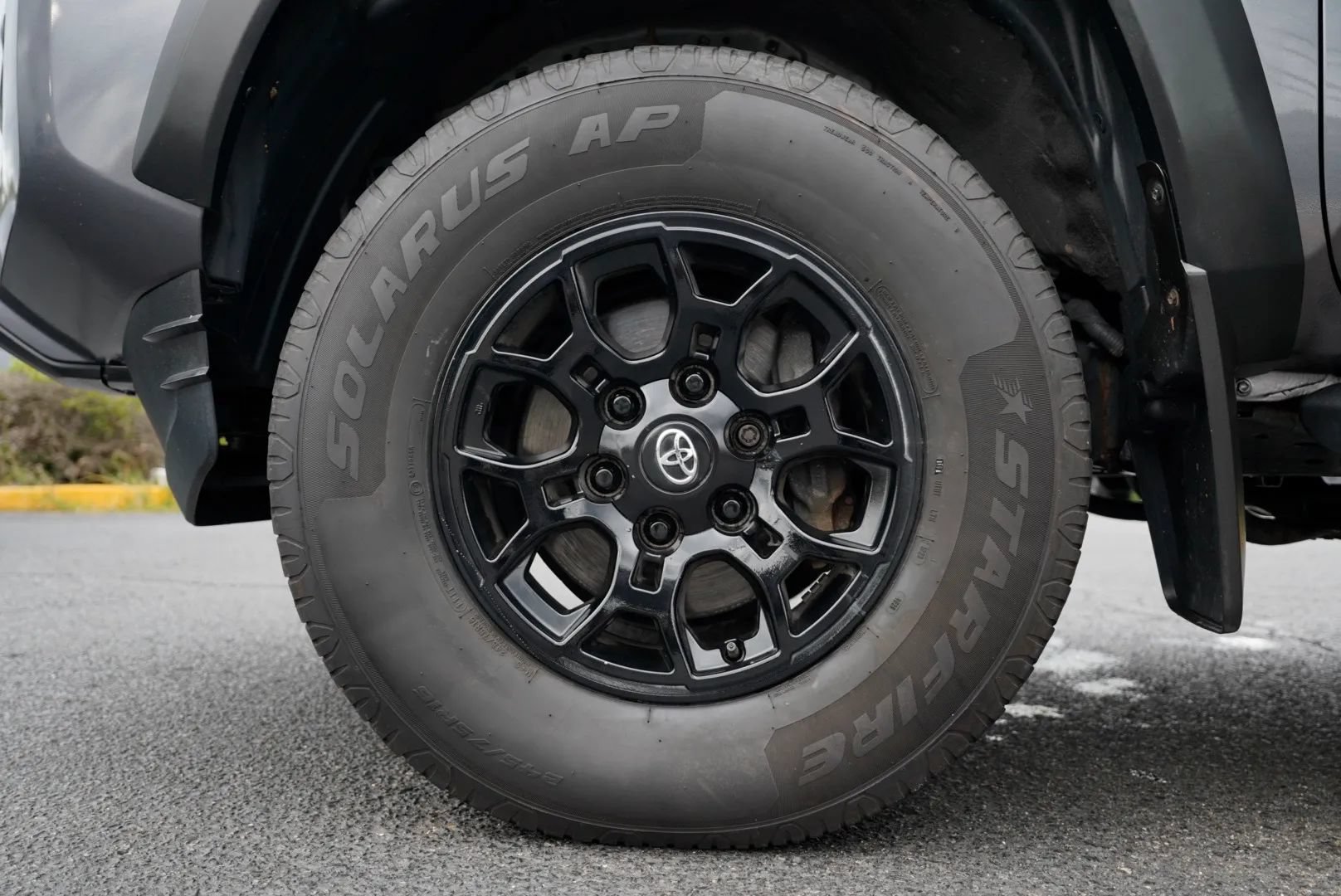 Used 2022 Toyota Tacoma SR w/ SX Package AWD/4WD image 16