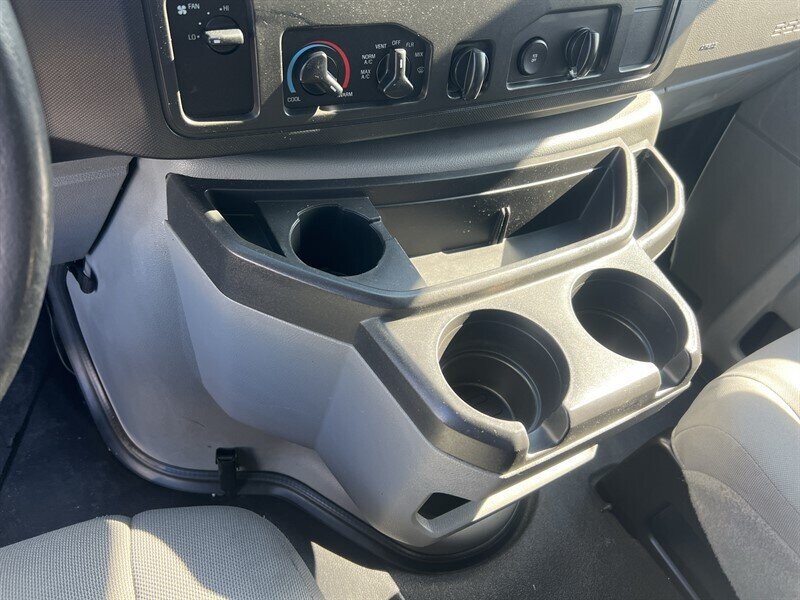 Used 2013 Ford E-150 and Econoline 150 RWD image 22
