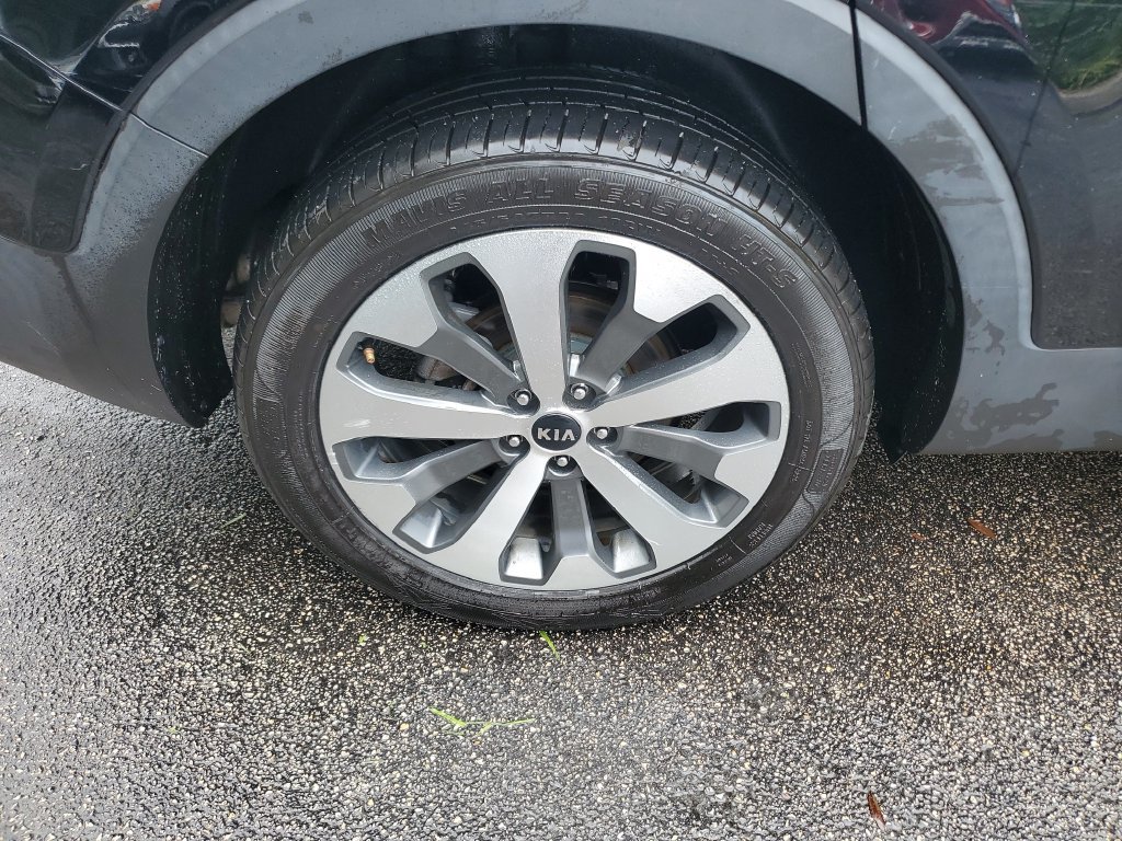 Used 2020 Kia Telluride S AWD/4WD image 5