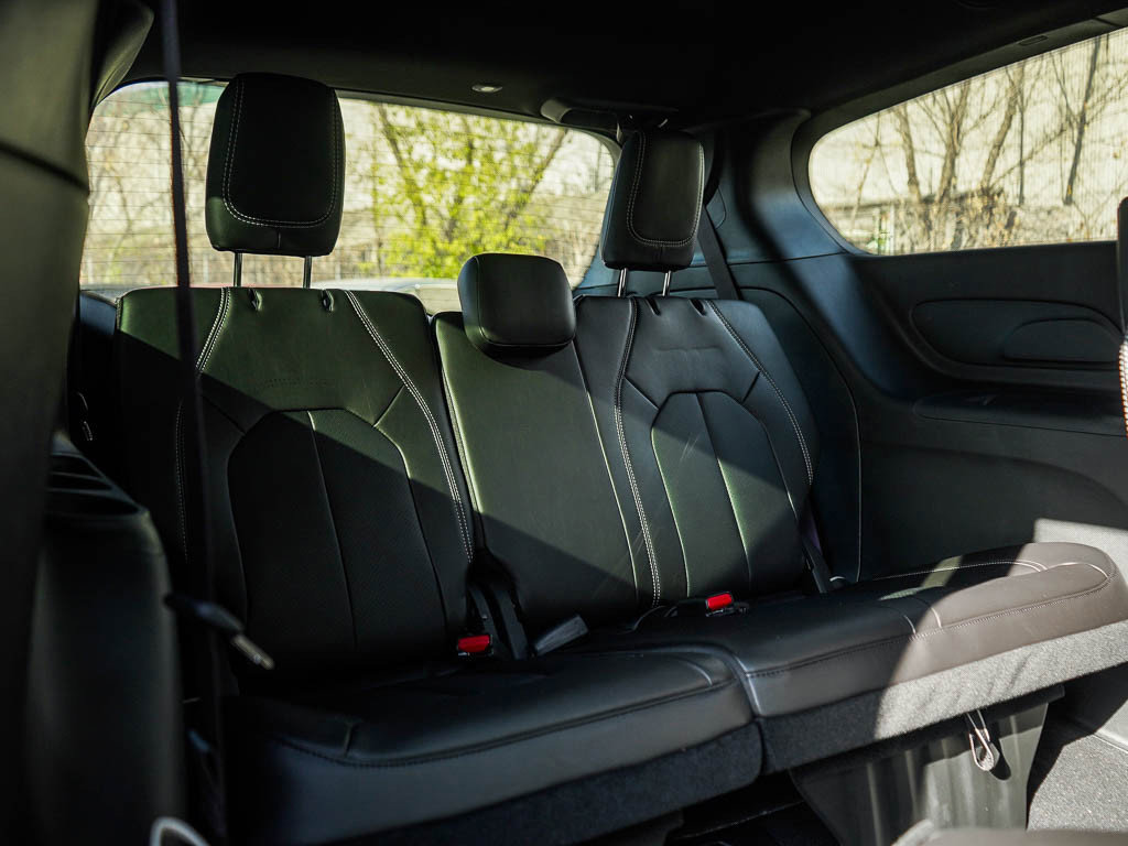 New 2026 Chrysler Pacifica Select AWD/4WD image 15