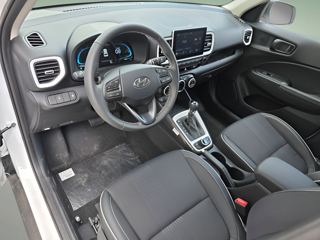 New 2026 Hyundai Venue SEL FWD image 14