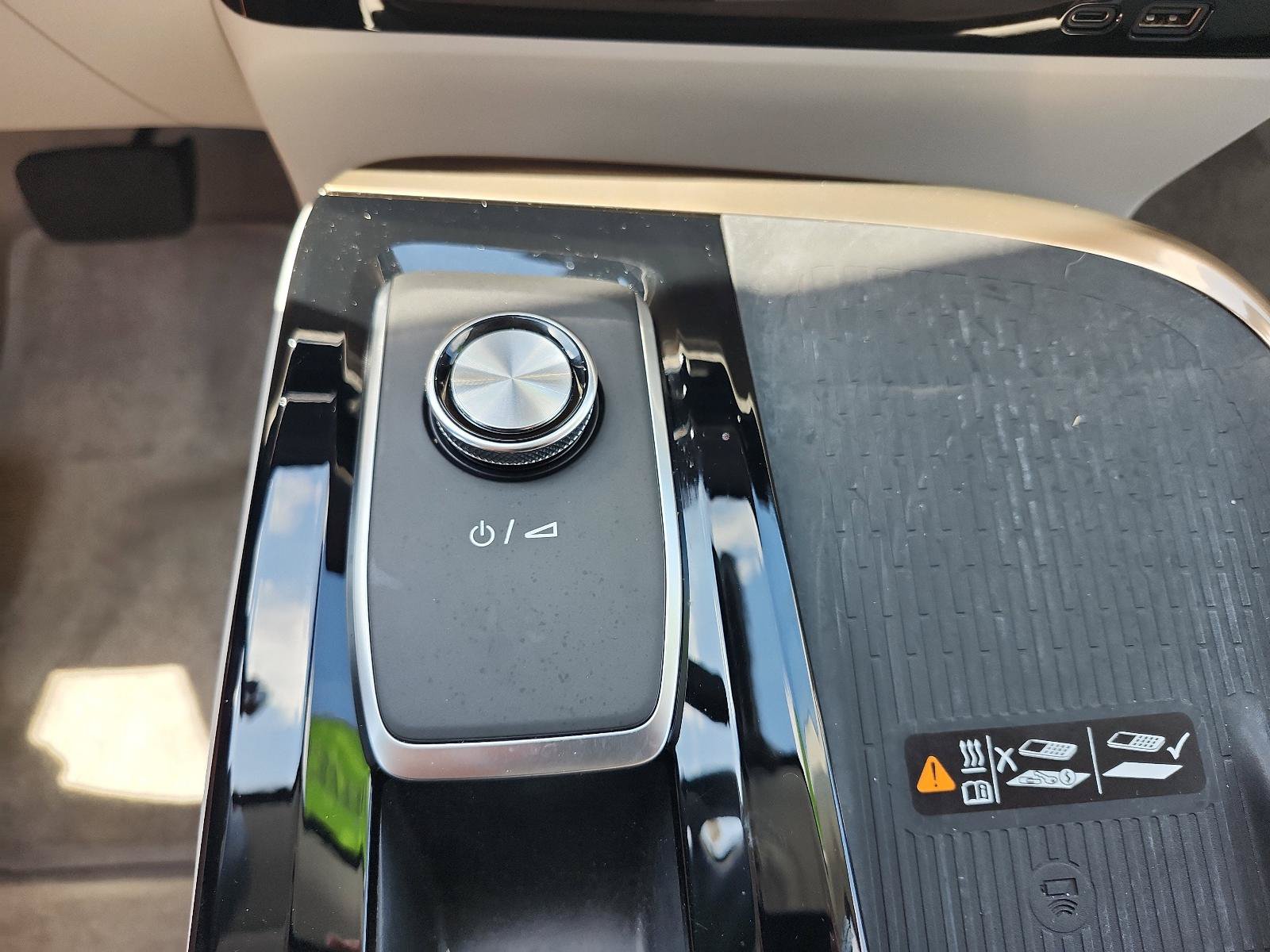 Used 2025 Buick Enclave Avenir w/ Super Cruise Package FWD image 19