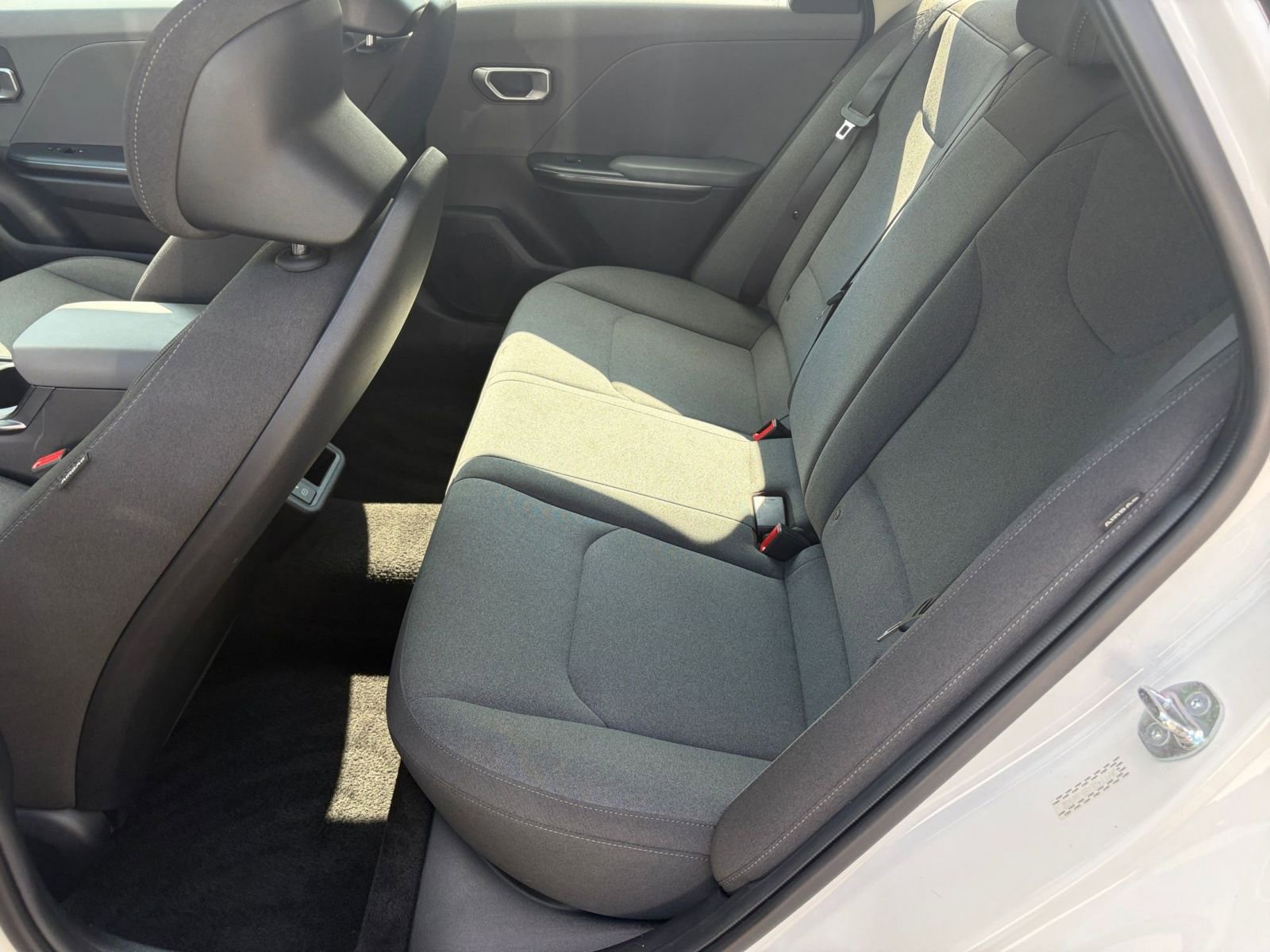 Used 2025 Kia K4 FWD image 36