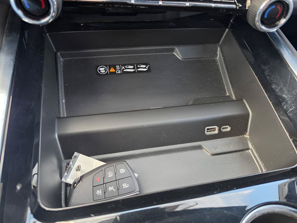 Used 2025 Chevrolet Tahoe LT AWD/4WD image 28