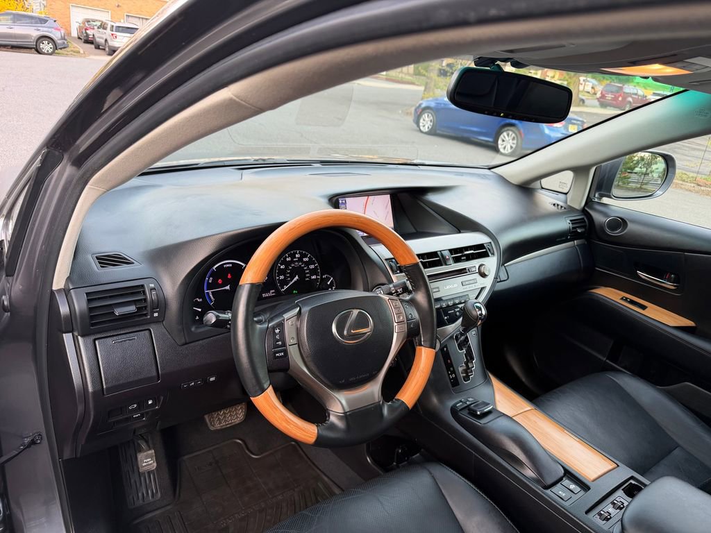 Used 2015 Lexus RX 450h AWD image 15