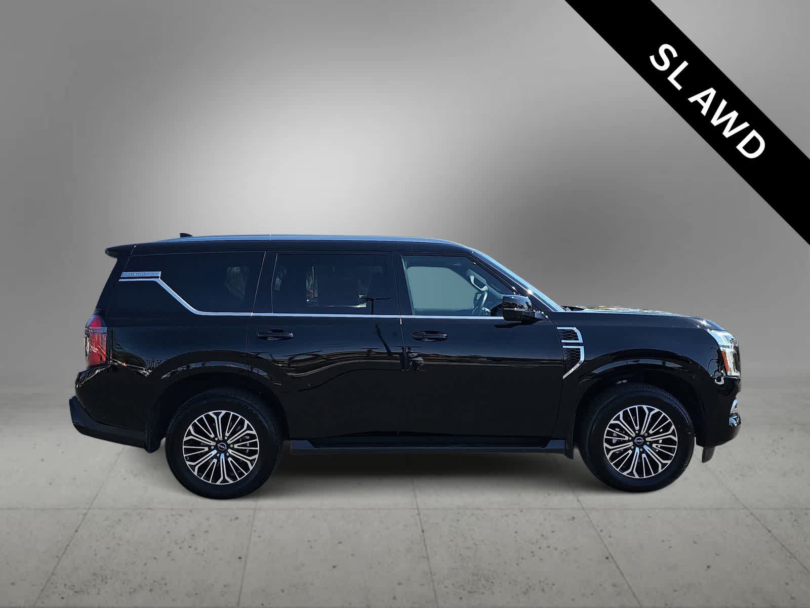 Used 2025 Nissan Armada SL AWD/4WD image 9