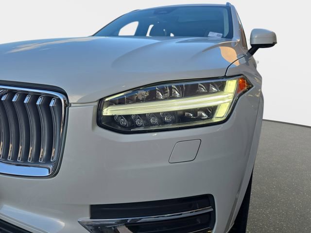 Used 2024 Volvo XC90 T8 Ultimate w/ Lounge Package image 34