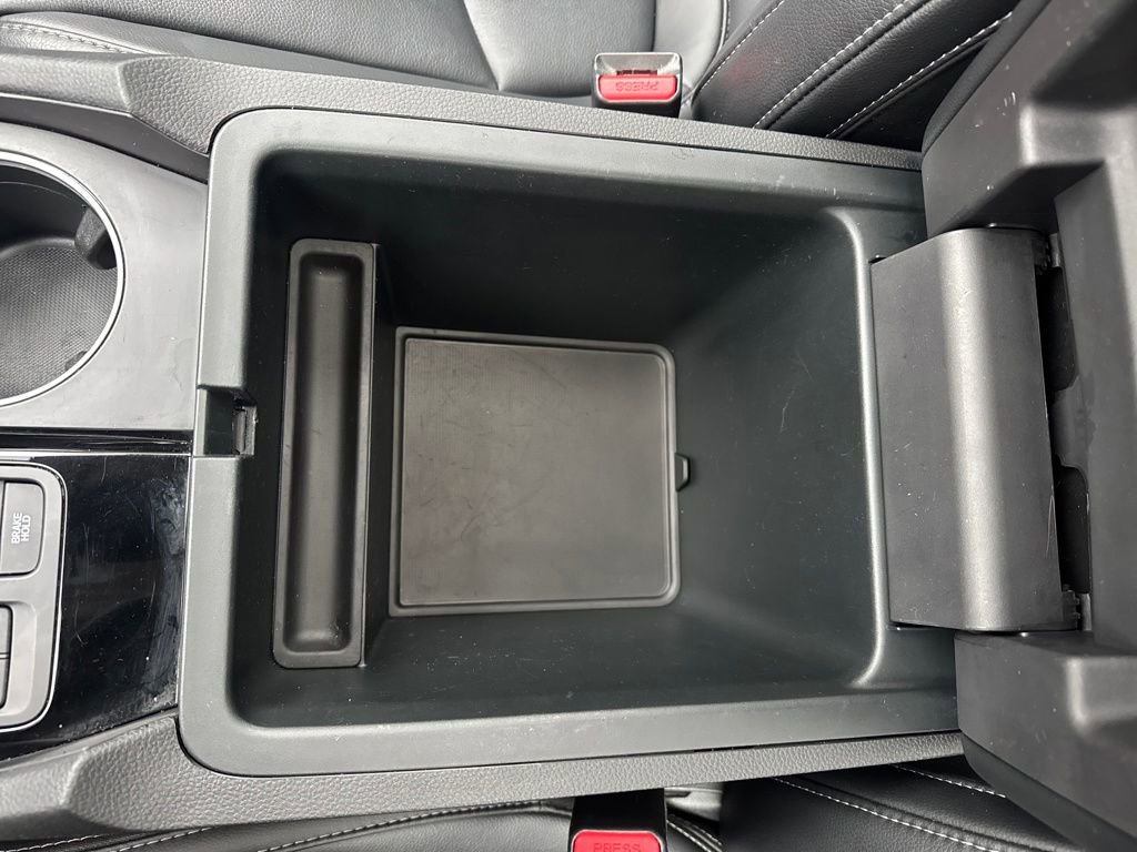 Used 2024 Honda Pilot Touring image 22