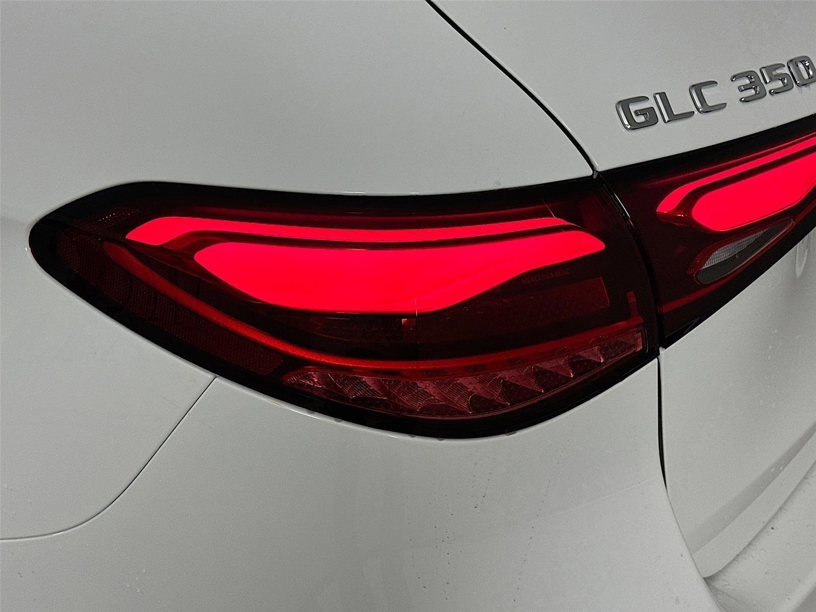 Certified 2025 Mercedes-Benz GLC 350e 4MATIC image 40