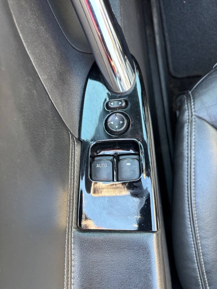 Used 2009 Saturn Sky w/ Premium Trim Package RWD image 12