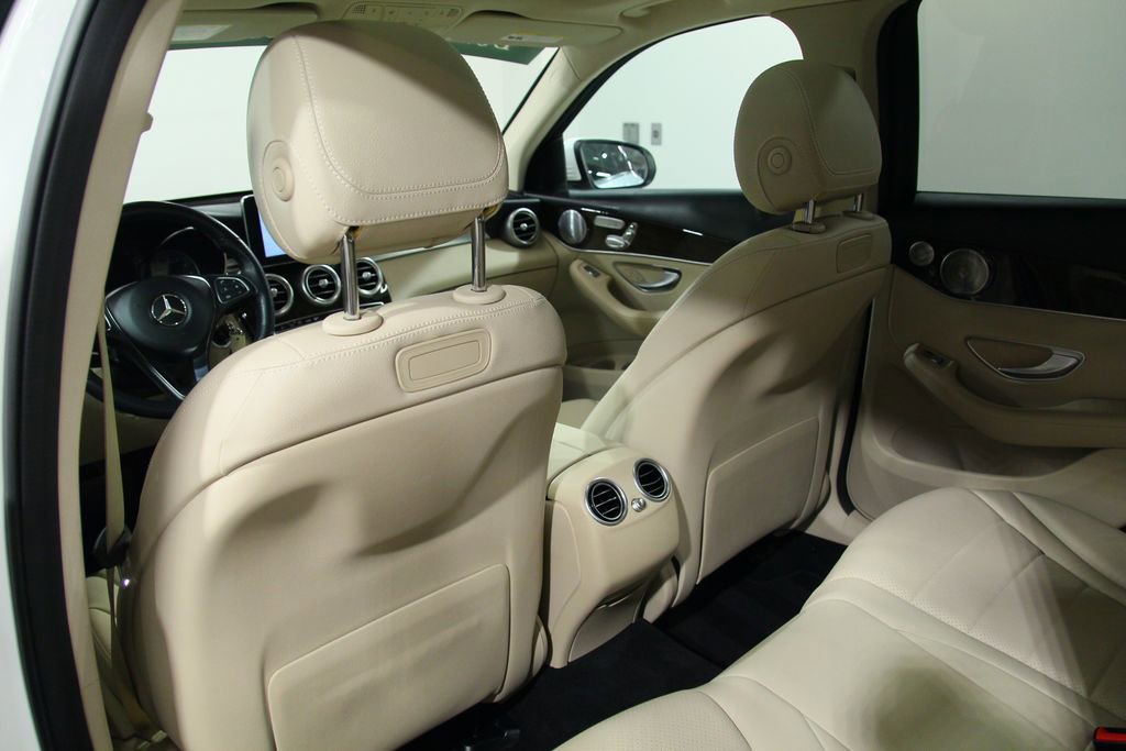 Used 2018 Mercedes-Benz GLC 300 4MATIC image 29