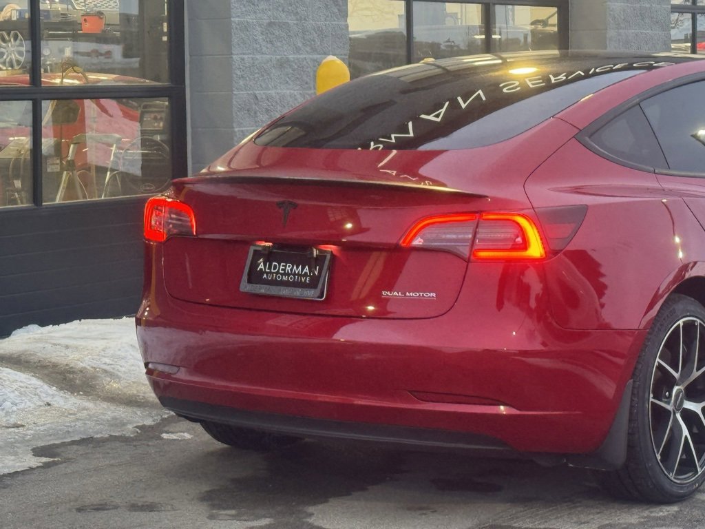 Used 2021 Tesla Model 3 Performance image 51