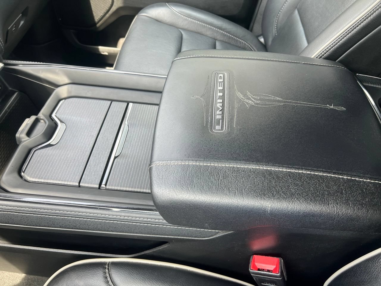 Used 2023 RAM 1500 Limited w/ Body Color Bumper Group AWD/4WD image 36