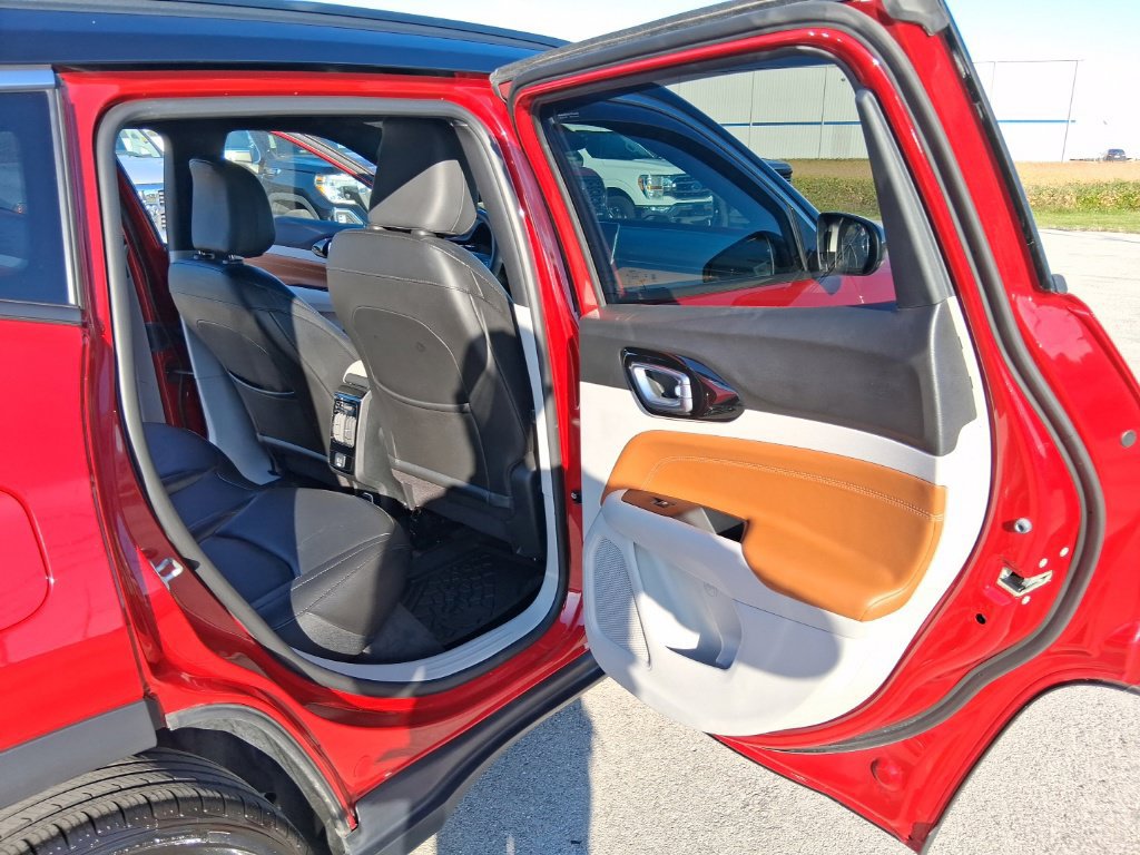 Used 2024 Jeep Compass Limited AWD/4WD image 19