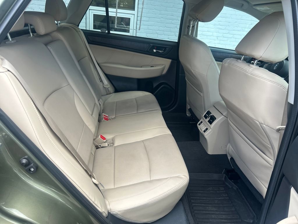 Used 2019 Subaru Outback 2.5i Limited AWD/4WD image 30