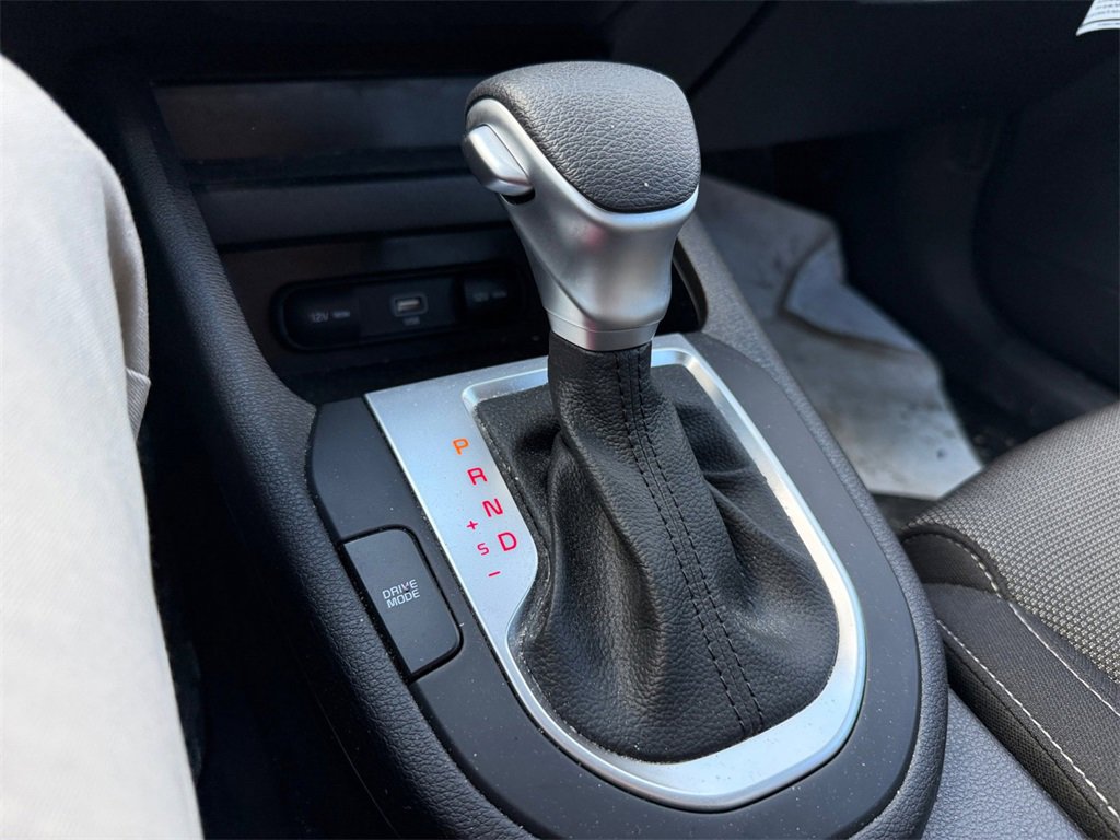 Certified 2023 Kia Forte LXS image 18