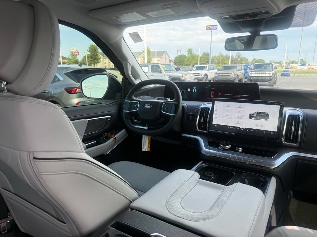 New 2026 Ford Expedition Max Platinum w/ Platinum Ultimate Package AWD/4WD image 68